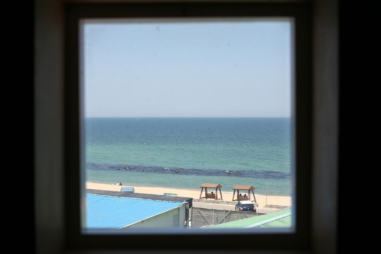 Capsule In Gangneung Hotel Ngoại thất bức ảnh